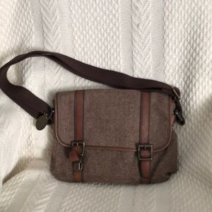 Fossil bag